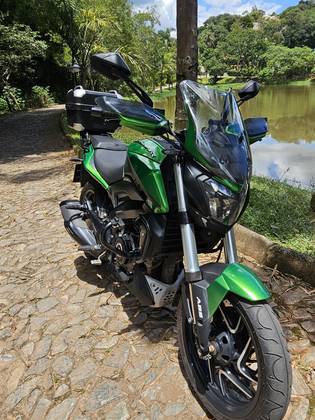 BAJAJ DOMINAR 400 BAJAJ DOMINAR 400